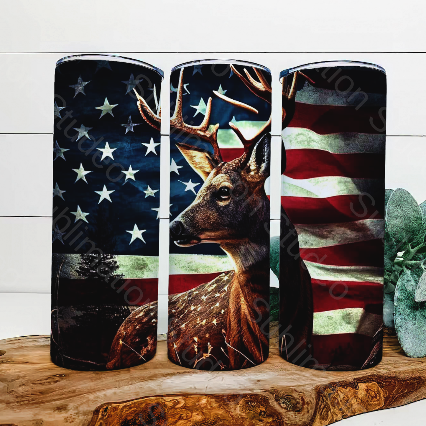 American Flag w/ deer 20 oz tumbler